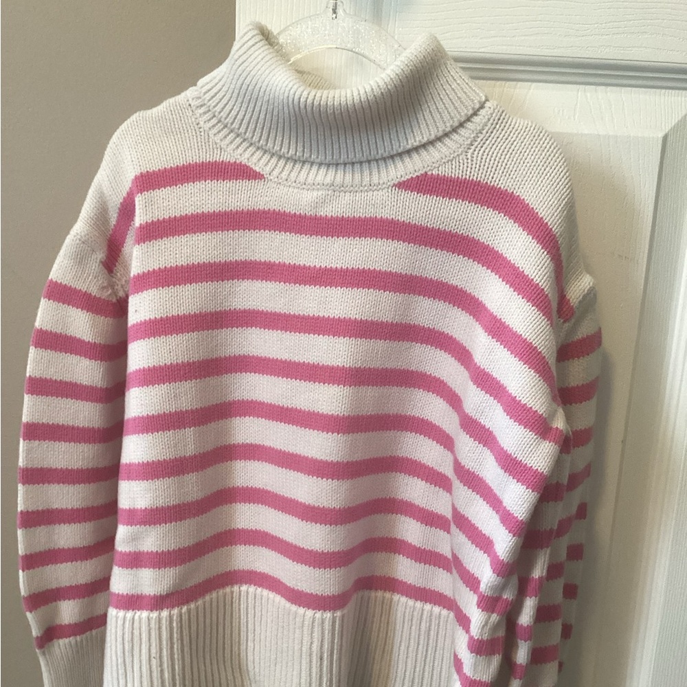 Gap Striped Pink and Cream Turtleneck Sweater size M